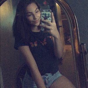 Meet your Posher, Alejandra